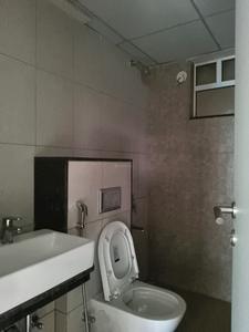 Common Bathroom Image of 878 Sq.ft 2 BHK Apartment / Flat for sale in Godrej Green Vistas, Mahalunge Pune for Rs. 7500000