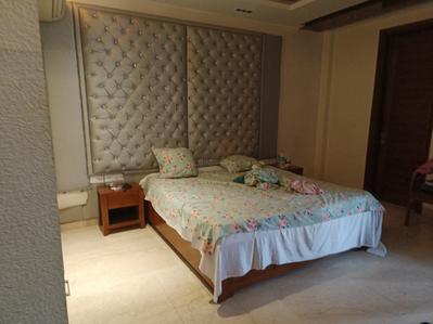 Bedroom Image of 2500 Sq.ft 4 BHK Builder Floor for sale in Saket New Delhi for Rs. 61500000