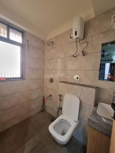 Bathroom Image of 2250 Sq.ft 3 BHK Apartment / Flat for rent in Science City Ahmedabad for Rs. 72000