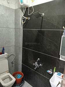 Bathroom Image of 450 Sq.ft 1 BHK Builder Floor for rent in Mahalakshmi Nagar Indore for Rs. 16500