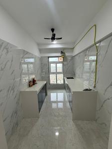 Kitchen Image of 450 Sq.ft 1 BHK Apartment / Flat for sale in Malad East Mumbai for Rs. 7300000