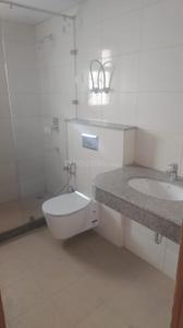 Bathroom Image of 2130 Sq.ft 3 BHK Apartment / Flat for sale in Godrej Air, Sector 85 Gurgaon for Rs. 30000000