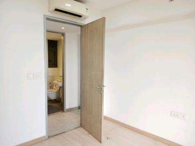 Bedroom Image of 880 Sq.ft 2 BHK Apartment / Flat for rent in Piramal Mahalaxmi South Tower, Worli Mumbai for Rs. 170000