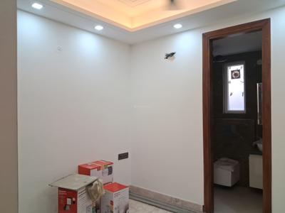 Bedroom Image of 1350 Sq.ft 3 BHK Builder Floor for sale in Paschim Vihar New Delhi for Rs. 26000000