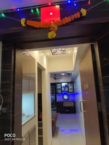 Living Room Image of 560 Sq.ft 2 BHK Apartment / Flat for sale in Lodha Amara Tower 1 To 5 And 7 To 19, Thane West Thane for Rs. 9500000