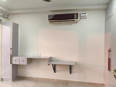 Bedroom Image of 2200 Sq.ft 3 BHK Apartment / Flat for rent in Auro Kohinoor, Kothaguda Hyderabad for Rs. 88000
