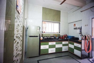 Kitchen Image of 1566 Sq.ft 5 BHK Independent House for sale in Satellite Ahmedabad for Rs. 14900000