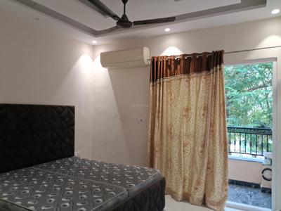 Bedroom Image of 1100 Sq.ft 2 BHK Builder Floor for rent in Mansarover Garden New Delhi for Rs. 45000