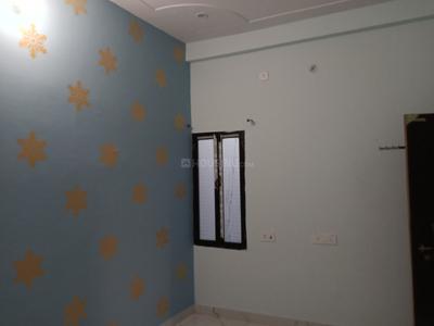 Bedroom Image of 675 Sq.ft 2 BHK Duplex for rent in Sear Govardhan Dafi Varanasi for Rs. 8000