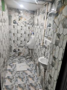 Bathroom Image of 891 Sq.ft 2.5 BHK Builder Floor for rent in Harsh Nagar Kanpur for Rs. 15000
