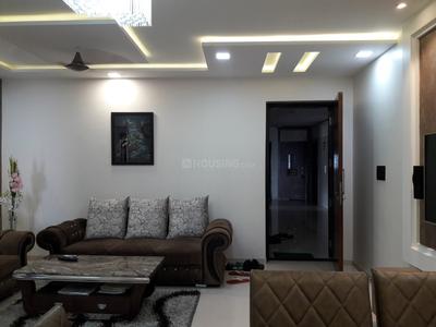 Living Room Image of 1250 Sq.ft 2.5 BHK Apartment / Flat for sale in Radius Viceroy Park, Dahisar West Mumbai for Rs. 29000000