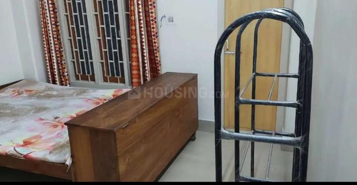 Barowari, Uzan Bazar Bedroom 1