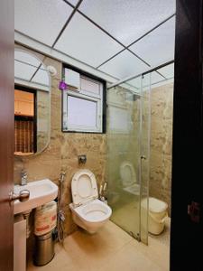 Bathroom Image of 950 Sq.ft 2 BHK Apartment / Flat for sale in VTP Cygnus BuildingT12, Manjari Khurd Pune for Rs. 8900000