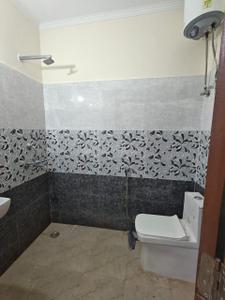 Bathroom Image of 550 Sq.ft 1 BHK Independent House for rent in Maestro Infra Tech South Delhi Apartments, Chhattarpur New Delhi for Rs. 12000