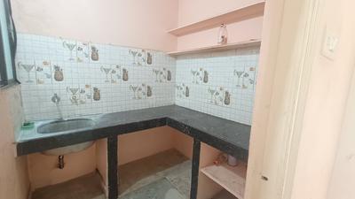 Kitchen Image of 750 Sq.ft 1 BHK Apartment / Flat for rent in Banjara Hills Hyderabad for Rs. 14000