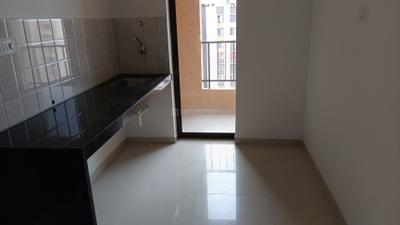 Kitchen Image of 580 Sq.ft 1 BHK Apartment / Flat for rent in Shapoorji Pallonji Joyville Hadapsar Annexe, Shewalewadi Pune for Rs. 20000