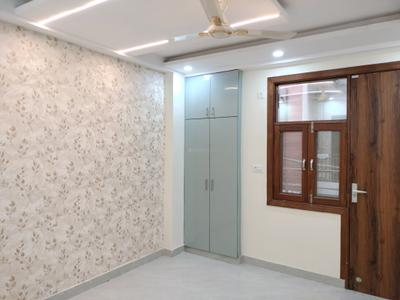 Bedroom Image of 1250 Sq.ft 3 BHK Apartment / Flat for sale in Pochanpur Colony New Delhi for Rs. 10500000