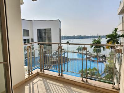 Balcony Image of 2200 Sq.ft 3 BHK Apartment / Flat for sale in Prestige Neptunes Courtyard, Marine Drive Kochi for Rs. 22500000