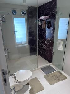 Bathroom Image of 1850 Sq.ft 3 BHK Apartment / Flat for sale in Juhu Mumbai for Rs. 102500000