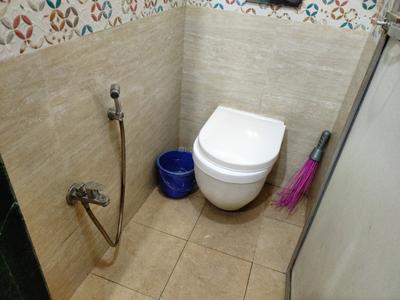 Bathroom Image of 600 Sq.ft 1 BHK Apartment / Flat for sale in Belapur CBD Navi Mumbai for Rs. 7500000