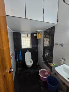 Bathroom Image of 1200 Sq.ft 3 BHK Apartment / Flat for rent in Kandivali East Mumbai for Rs. 81000