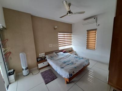 Bedroom Image of 2450 Sq.ft 4 BHK Apartment / Flat for sale in Vyttila Kochi for Rs. 23000000