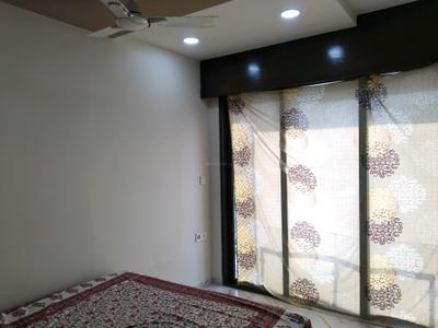 Bedroom Image of 800 Sq.ft 2 BHK Apartment / Flat for rent in Rustomjee Erika, Bandra East Mumbai for Rs. 95000