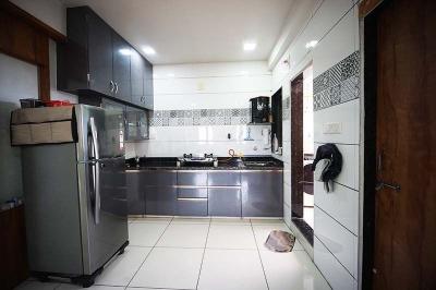 Kitchen Image of 963 Sq.ft 2 BHK Apartment / Flat for sale in Nikol Ahmedabad for Rs. 6000000