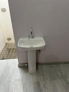Bathroom Image of 1100 Sq.ft 1 RK Builder Floor for rent in Shree Tridev Dham, Bhagwanpur Varanasi for Rs. 6500