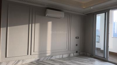 Living Room Image of 3240 Sq.ft 4 BHK Builder Floor for sale in DLF The Grove, DLF Phase 5 Gurgaon for Rs. 84900000