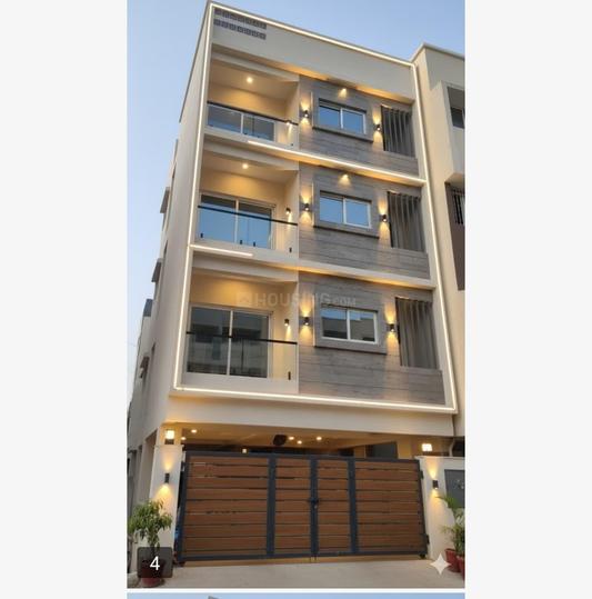 Radhika Roseline Main Image 1