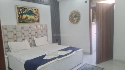 Bedroom Image of 1015 Sq.ft 3 BHK Apartment / Flat for sale in Sector 130 Noida for Rs. 5600000