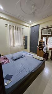 Bedroom Image of 1020 Sq.ft 2 BHK Builder Floor for rent in Sector 40 Gurgaon for Rs. 44000