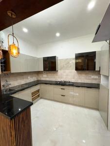 Kitchen Image of 3800 Sq.ft 5 BHK Independent House for sale in Sahastradhara Road Dehradun for Rs. 29500000