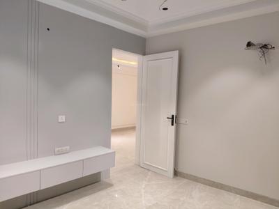 Heritage One Bedroom Three 4
