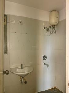 Common Bathroom Image of 594 Sq.ft 1 BHK Apartment / Flat for sale in Lodha Casa Rio, Palava Phase 1 Thane for Rs. 3200000