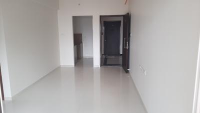 Living Room Image of 950 Sq.ft 2 BHK Apartment / Flat for rent in Kalpataru Vivant, Jogeshwari East Mumbai for Rs. 65000