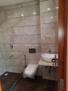 Bathroom Image of 1350 Sq.ft 3 BHK Builder Floor for sale in Janakpuri New Delhi for Rs. 37500000