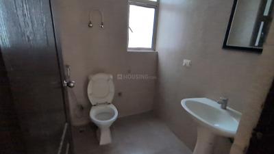 Bathroom Image of 585 Sq.ft 1 BHK Apartment / Flat for rent in Aditya Urban Homes Phase 1A, Bamheta Village Ghaziabad for Rs. 10000