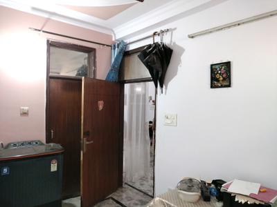 Bedroom Image of 980 Sq.ft 3 BHK Builder Floor for rent in Palam New Delhi for Rs. 22000