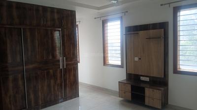 Bedroom Image of 3200 Sq.ft 3 BHK Builder Floor for rent in Sector 52 Gurgaon for Rs. 59000