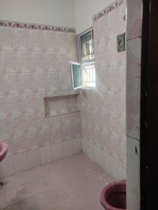 Image of 1650 Sq.ft 3 BHK Apartment / Flat for rent in Vasant Kunj, New Delhi for Rs. 75000