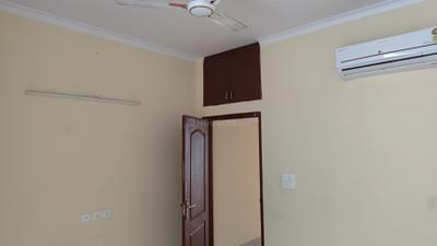 Bedroom Image of 2250 Sq.ft 3 BHK Builder Floor for rent in Ansal Esencia Sector 67, Sector 67 Gurgaon for Rs. 33000