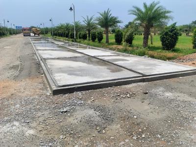 Image of 200 Sq.ft Residential Plot / Land for sale in Varahi Whealth Atoms, Sangareddy Town, Sangareddy for Rs. 3900000