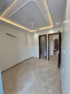 Bedroom Image of 1100 Sq.ft 3 BHK Builder Floor for sale in Bali Nagar New Delhi for Rs. 25000000
