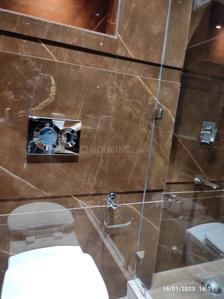 Bathroom Image of 1350 Sq.ft 3 BHK Apartment / Flat for sale in Ansal Maple Heights, Sushant Lok Phase 1 Gurgaon for Rs. 20000000