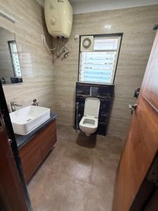 Bathroom Image of 1850 Sq.ft 3 BHK Apartment / Flat for rent in Cooke Town Bengaluru for Rs. 70000