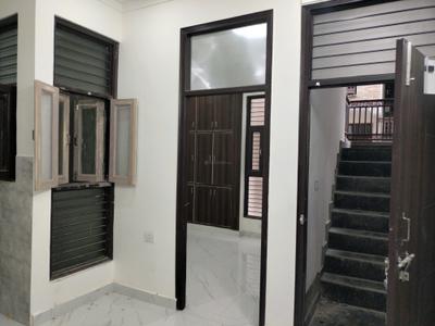 Living Room Image of 650 Sq.ft 1 BHK Apartment / Flat for sale in CI Golf City Apartment, Kambakshpur Noida for Rs. 2184500