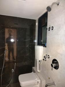 Common Bathroom Image of 700 Sq.ft 1 BHK Apartment / Flat for rent in Puraniks City Reserva Phase 1, Kasarvadavali Thane for Rs. 16000
