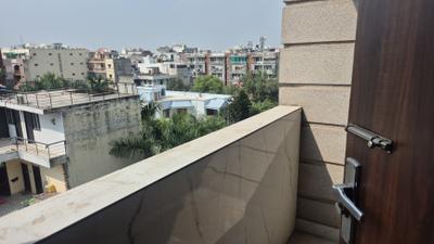 Bedroom Image of 1350 Sq.ft 3 BHK Builder Floor for rent in Chhattarpur New Delhi for Rs. 29500